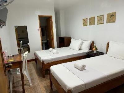 Seascape Lodging House Coron Room photo